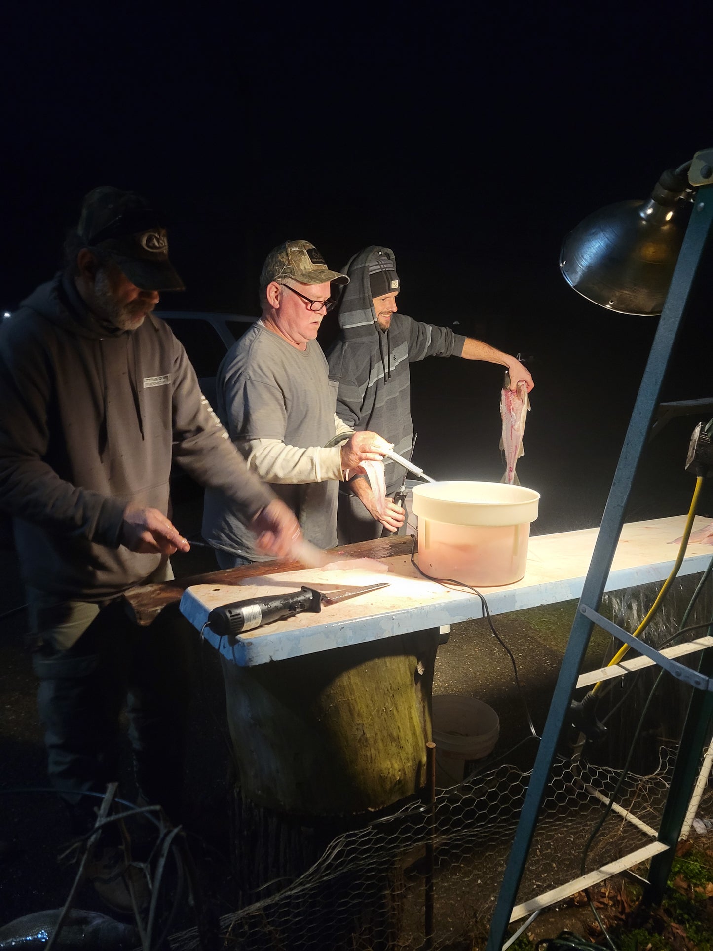 Full Boat Fishing Charter for 6 People – $930 Total